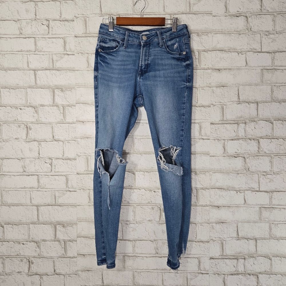 Old‎ Navy Rockstar super skinny distressed jeans